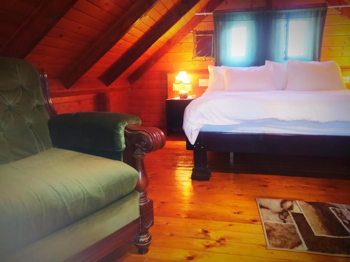 Family Cabin Menaẖemya Buitenkant foto
